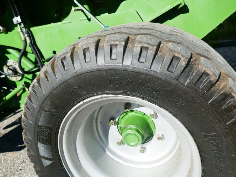 Krone Comprima F 125 XC