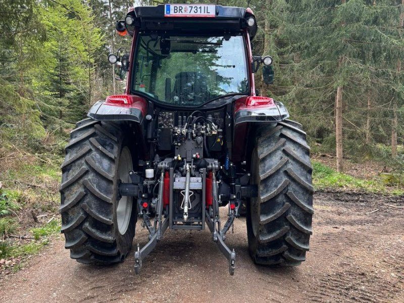 Valtra A 114