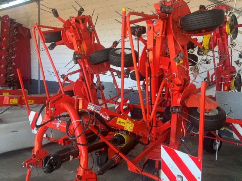 Kuhn GF7702