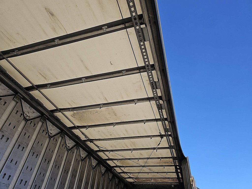 KOGEL CURTAINSIDER orten getranke