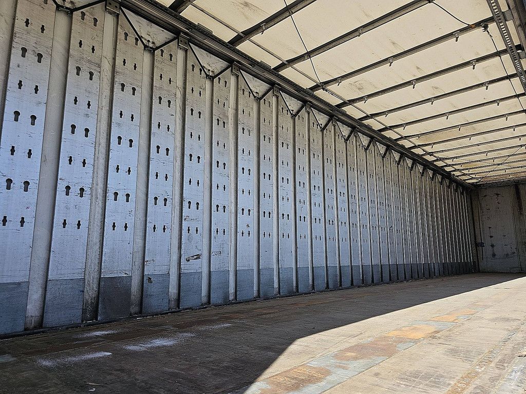 KOGEL CURTAINSIDER orten getranke