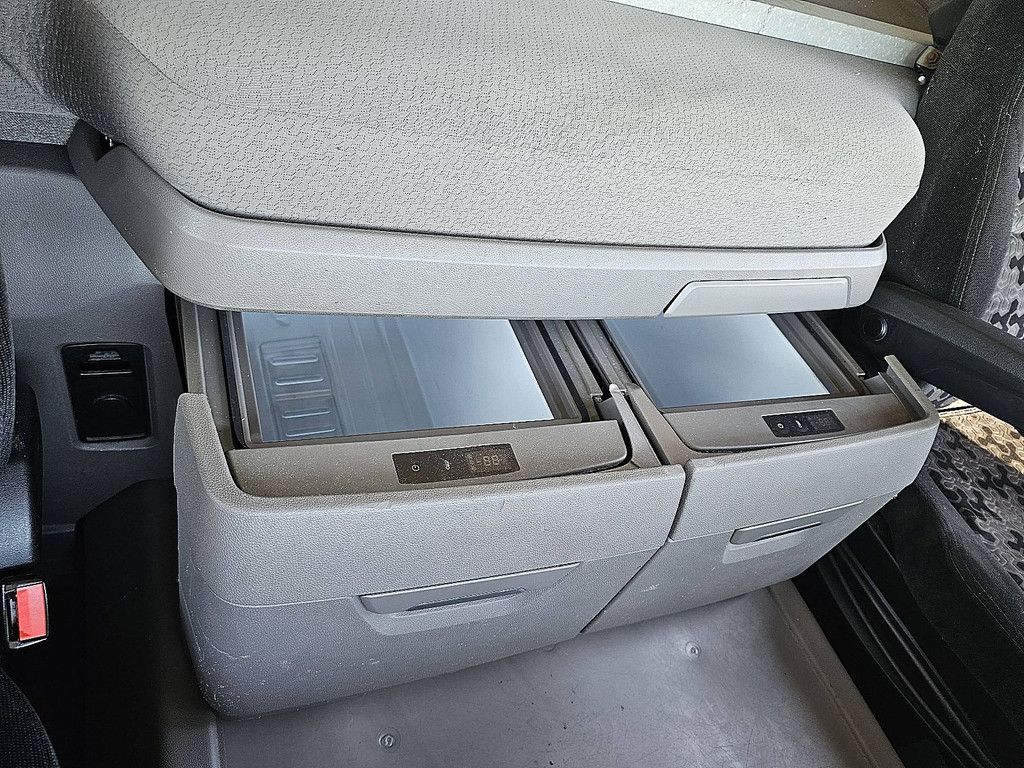 SCANIA R450 crane hmf 1720-k4