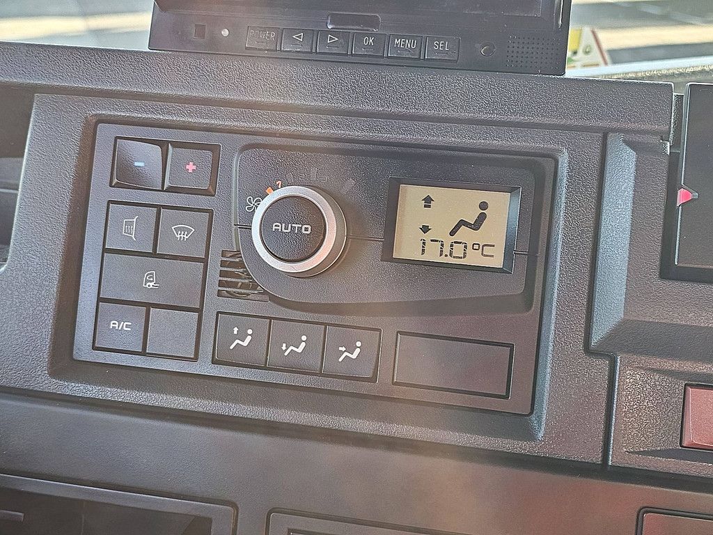 RENAULT K 380 pk17000/3