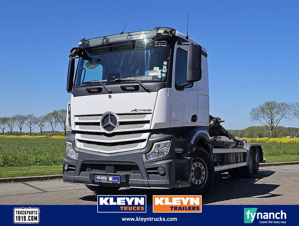 MERCEDES-BENZ ACTROS 2745 LS