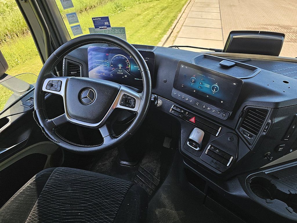 MERCEDES-BENZ ACTROS 2745 LS