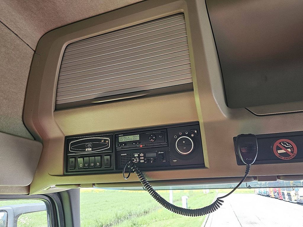 VOLVO FM 500 8x4 triple hooklift
