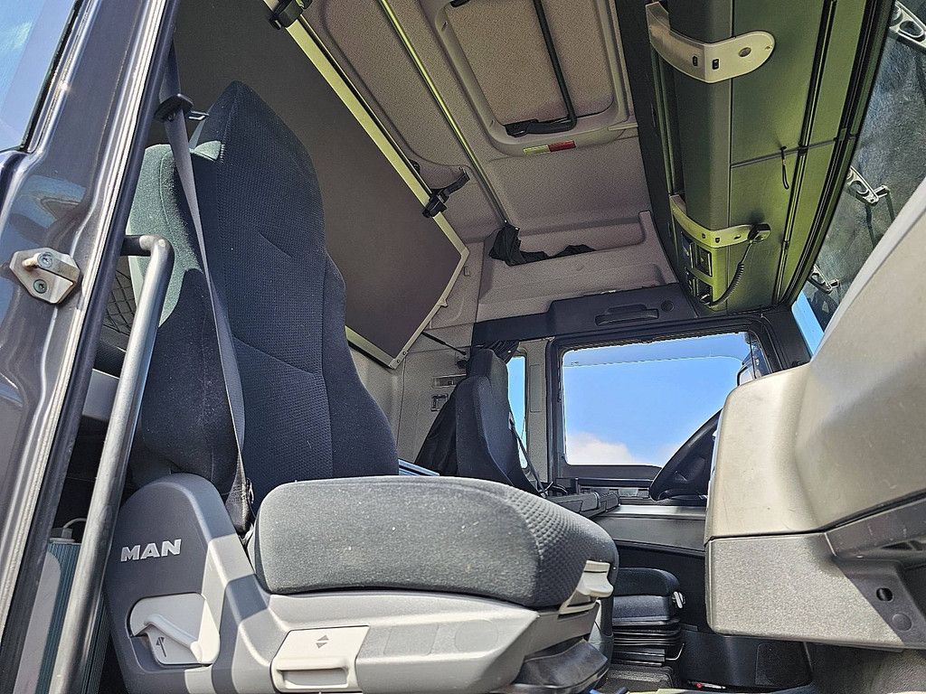 M.A.N. 28.500 TGX xxl 6x2 boogie int.