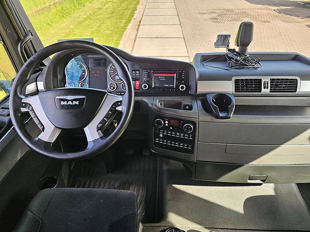 M.A.N. 28.500 TGX xxl 6x2 boogie int.