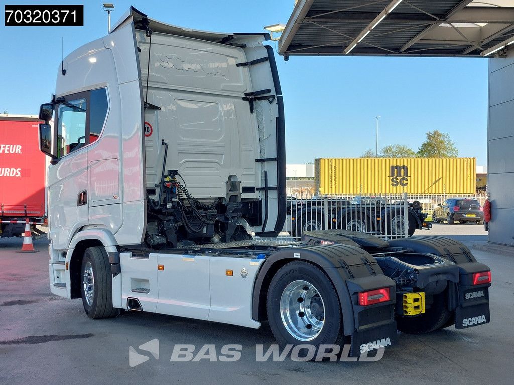 Scania S660 4X2 Retarder Full-Air 2x Tanks Standklima Leather Led ACC Alcoa Euro 6
