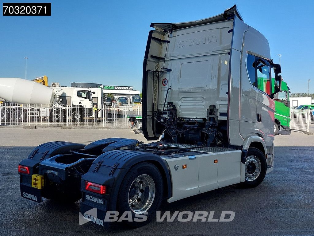 Scania S660 4X2 Retarder Full-Air 2x Tanks Standklima Leather Led ACC Alcoa Euro 6