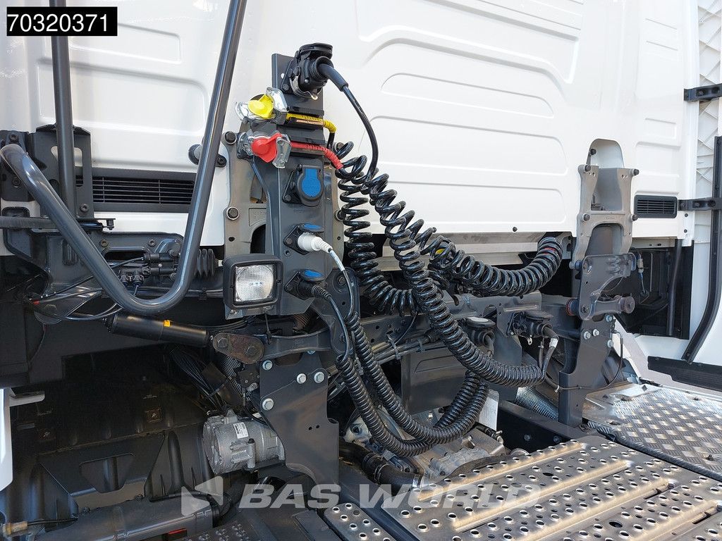 Scania S660 4X2 Retarder Full-Air 2x Tanks Standklima Leather Led ACC Alcoa Euro 6