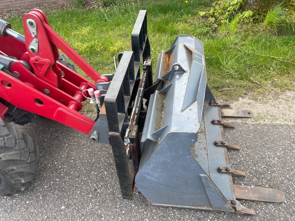 Hercules H180 shovel loader