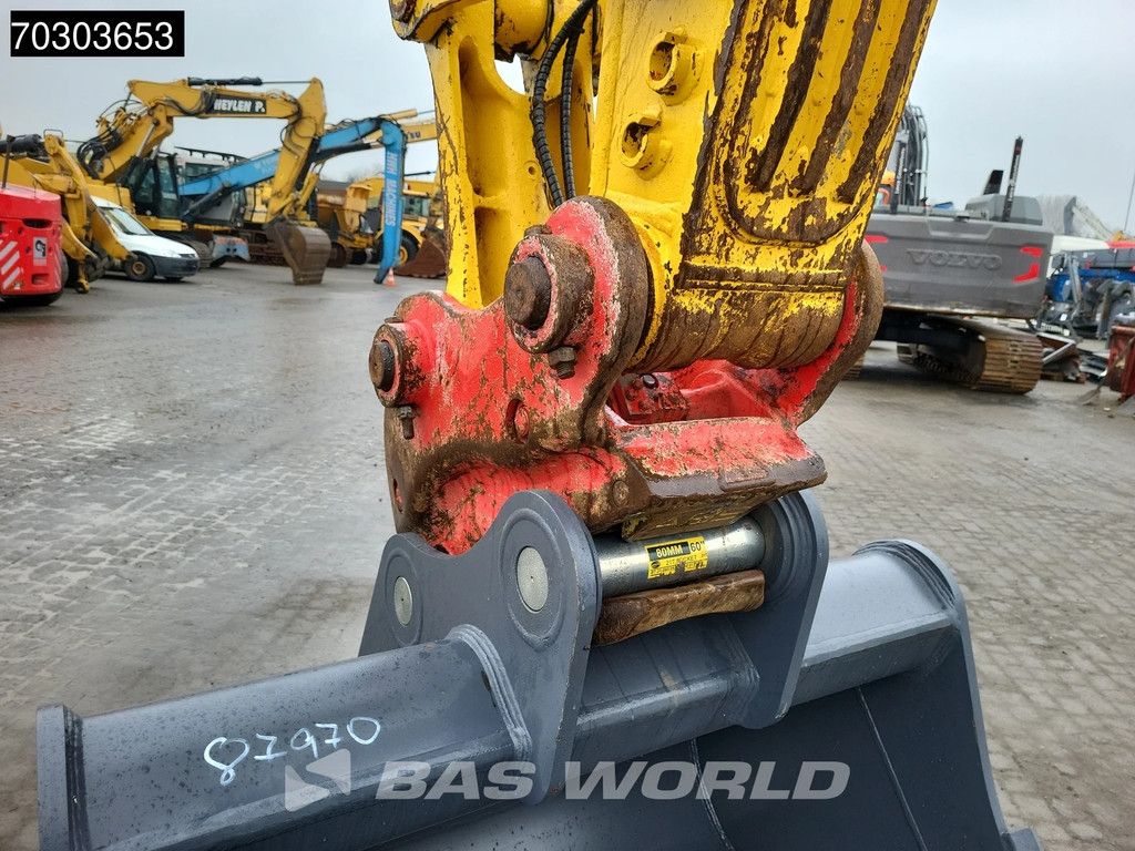 Komatsu PC210 LC-11E0