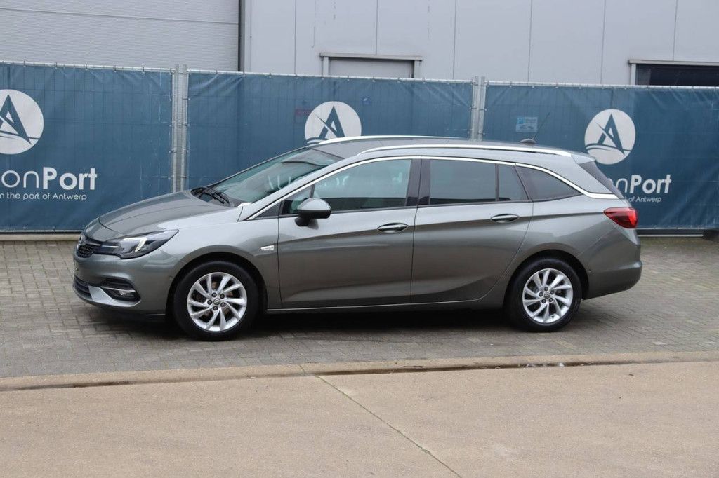 Stationwagen Opel Astra Sports Tourer Diesel 122pk 2020