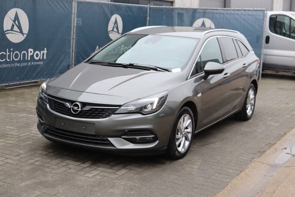 Stationwagen Opel Astra Sports Tourer Diesel 122pk 2020