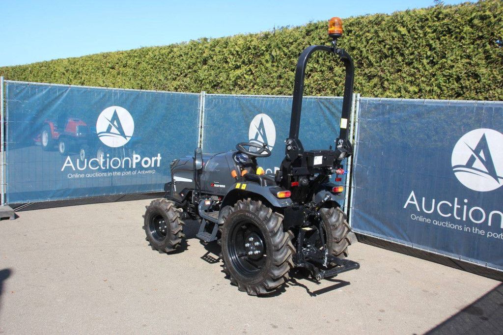 Compact Tractor VHM VT30 Diesel 26PK Nieuw