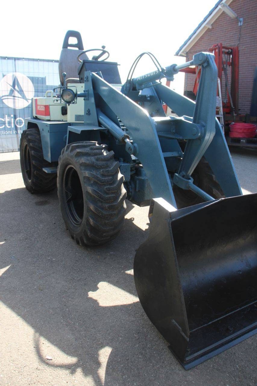 Kniklader Mitsubishi WS200A Diesel 28PK