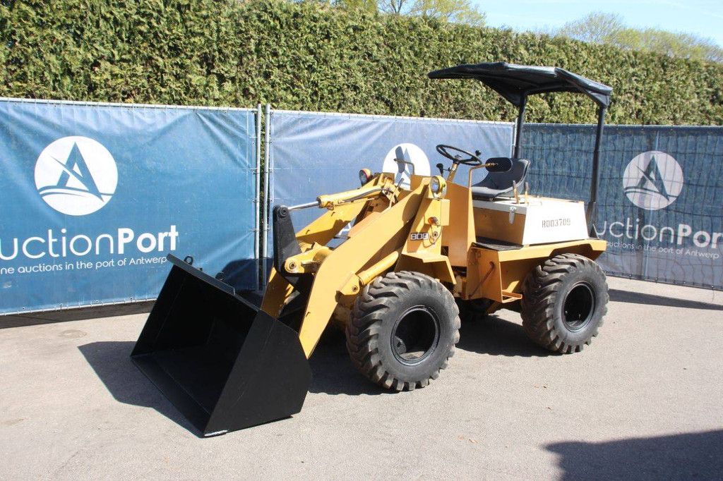 Wiellader TCM 808 Diesel 28PK