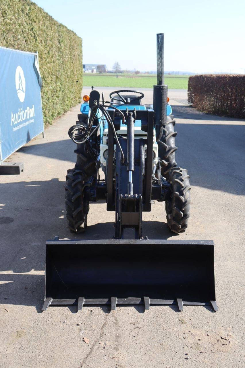 Minitractor Mitsubishi D2350FD Diesel met Voorlader 23pk