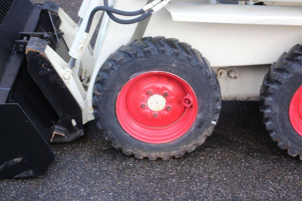 Schranklader Bobcat 310 Benzine