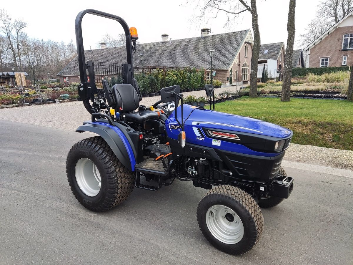 NIEUWE FARMTRAC tractor(en), type FT26HSTPro, 24,5 pk, hydro,