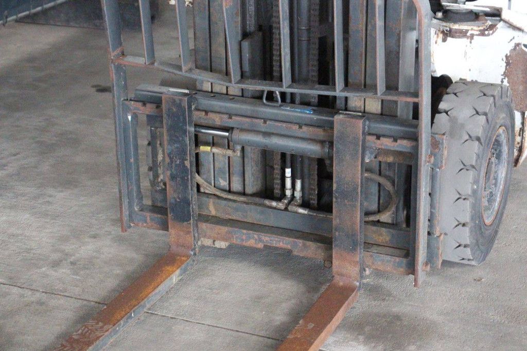 Forklift Unicarriers P1D1A18LQ LPG 1450kg 4.75m 2016