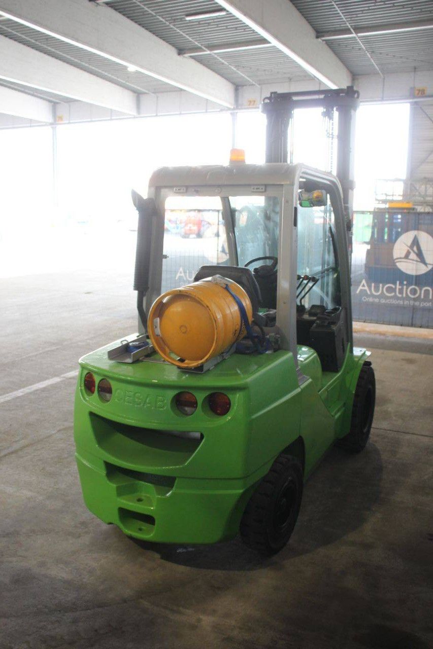 Gabelstapler CESAB M335G LPG 3500kg 2011