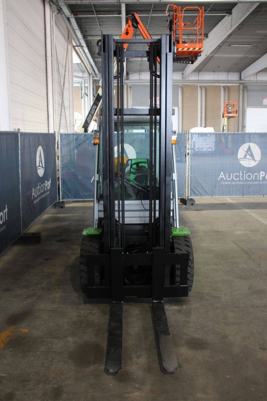 Gabelstapler CESAB M335G LPG 3500kg 2011