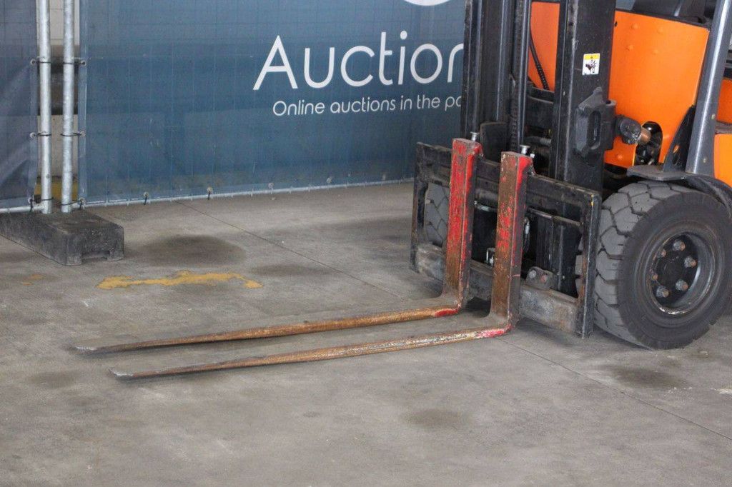 Forklift Hyster J3.0XN-861 Electric 2880kg 4.1m 2010