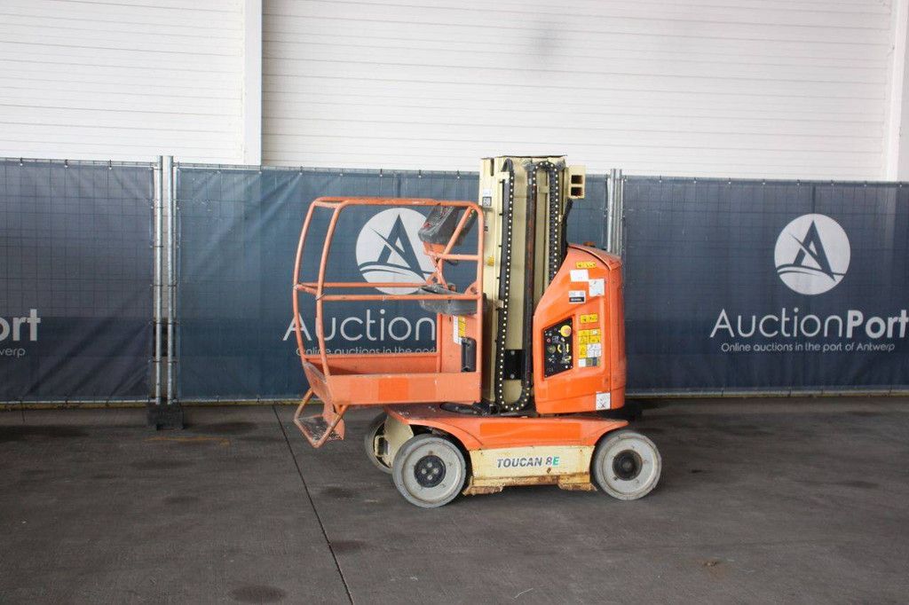 JLG TOUCAN 8E Electric Mast Lift 8.2m 2015