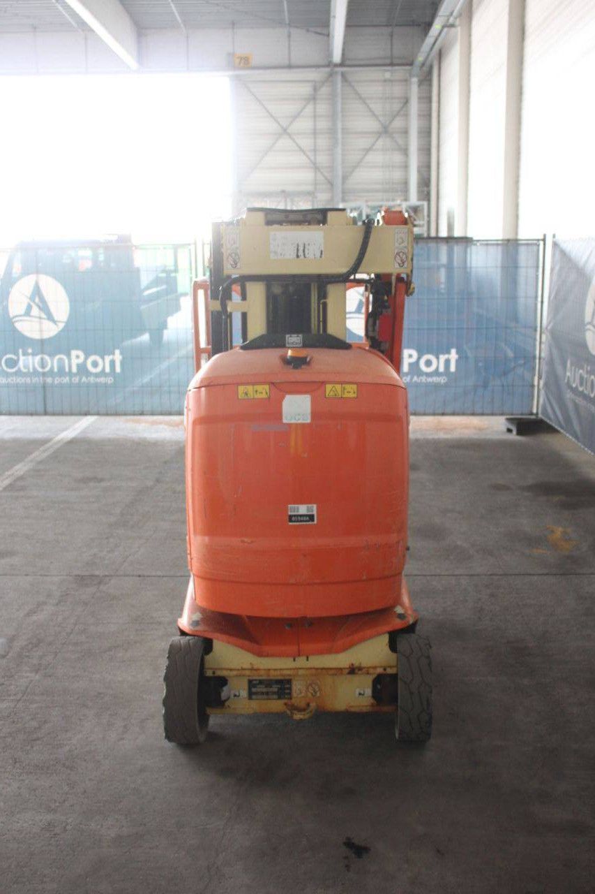 JLG TOUCAN 8E Electric Mast Lift 8.2m 2015