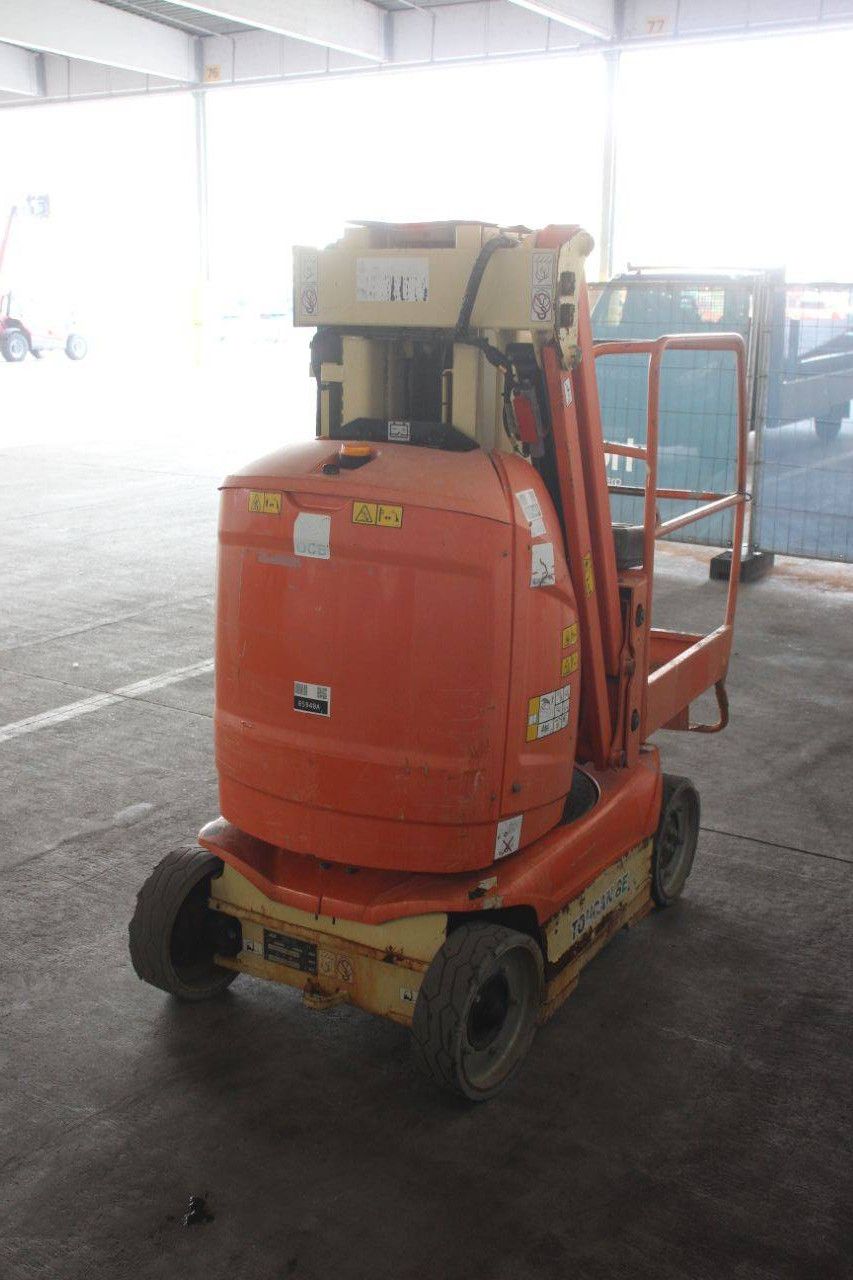 JLG TOUCAN 8E Electric Mast Lift 8.2m 2015