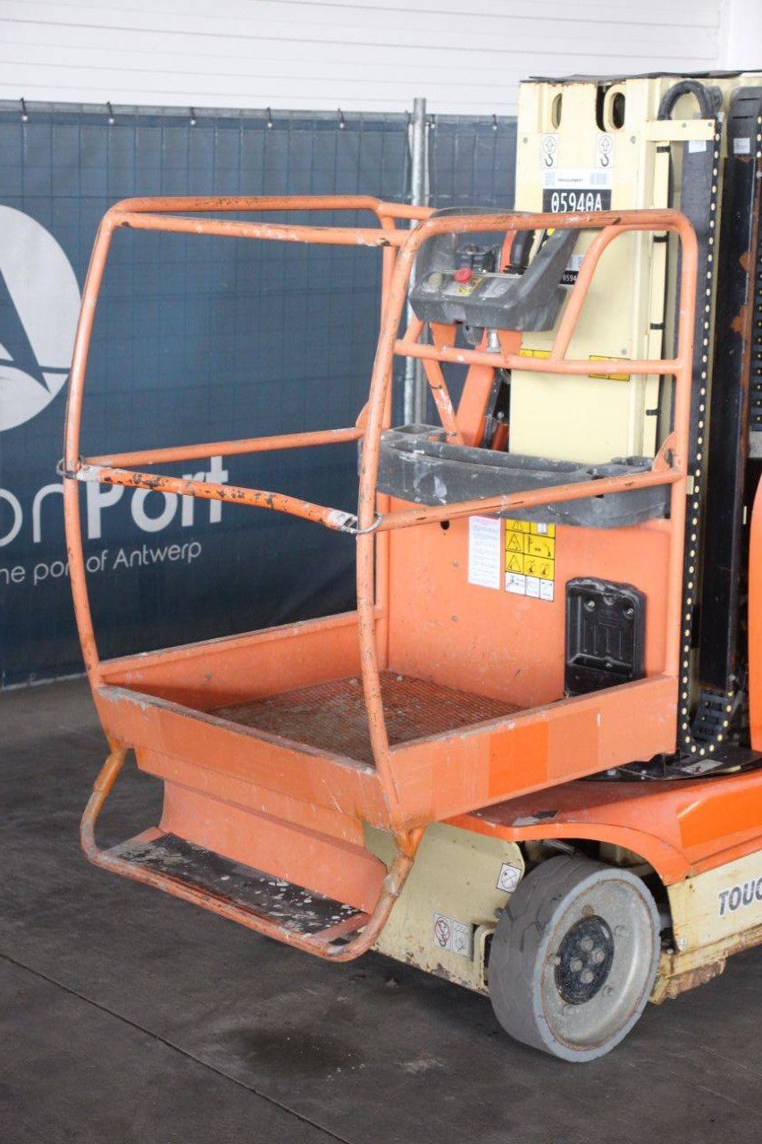 JLG TOUCAN 8E Electric Mast Lift 8.2m 2015