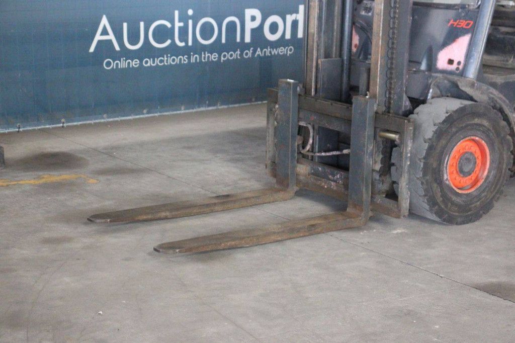 Linde H30D-02 Diesel Forklift 3000kg 5.2m 2015