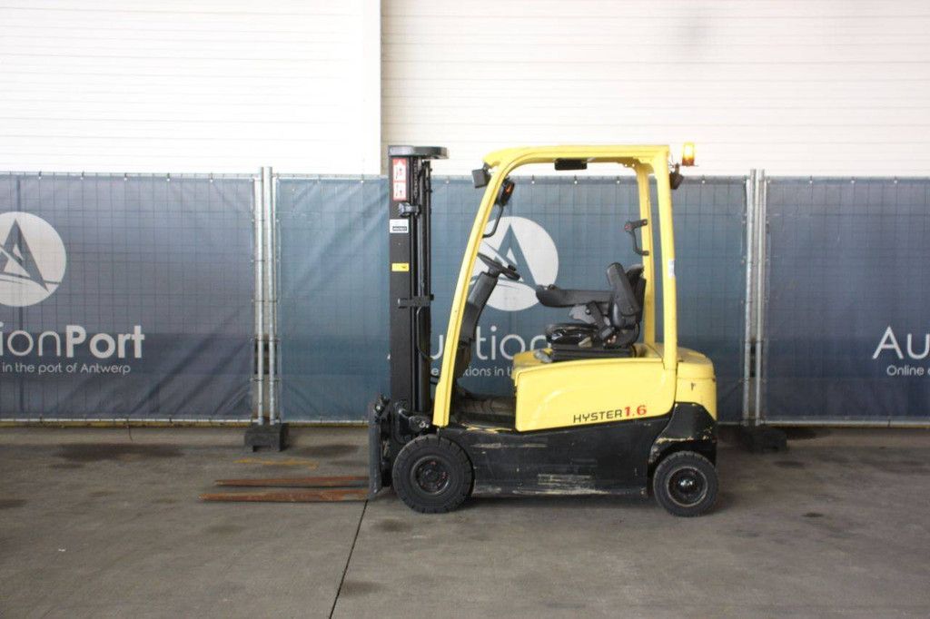 Hyster J1.6 XN Electric Forklift 1360kg 4.6m 2010