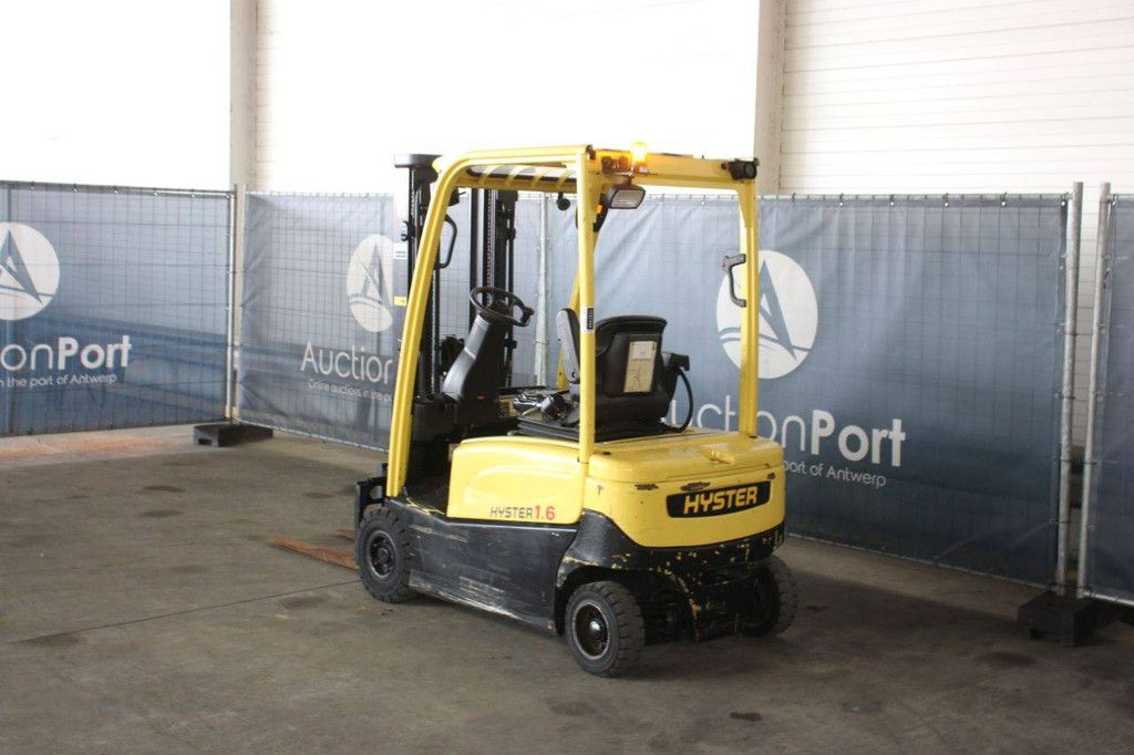 Hyster J1.6 XN Electric Forklift 1360kg 4.6m 2010