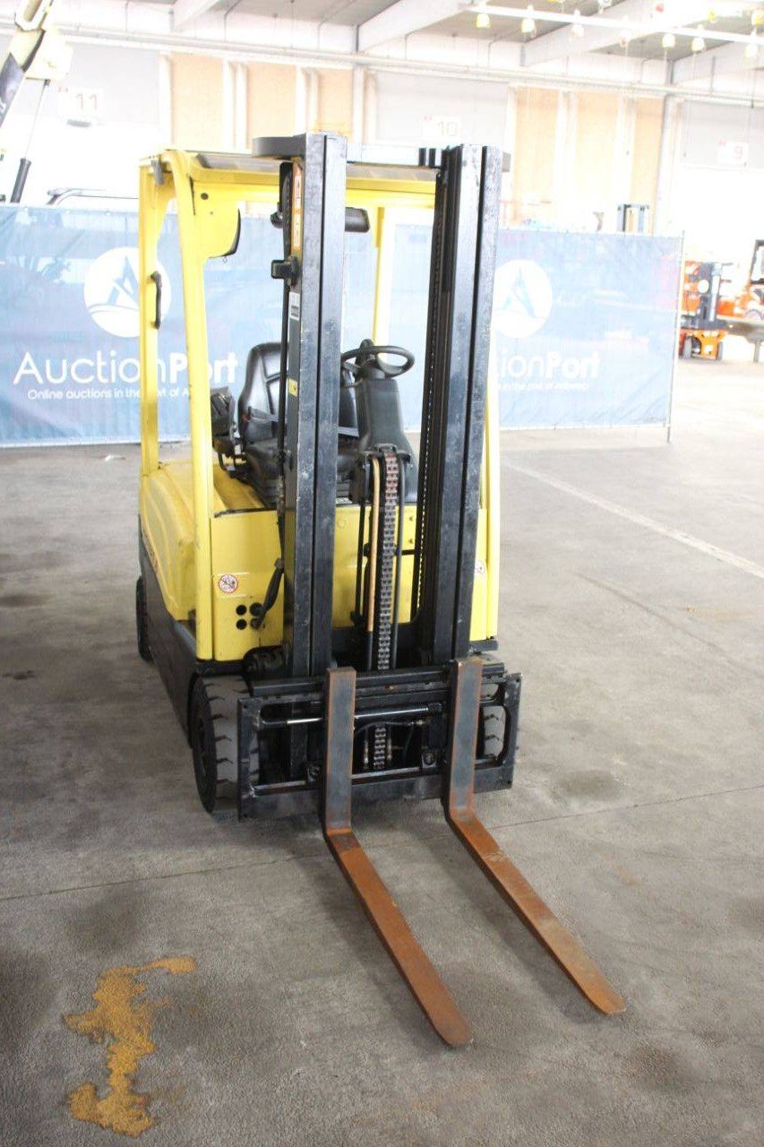 Hyster J1.6 XN Electric Forklift 1360kg 4.6m 2010