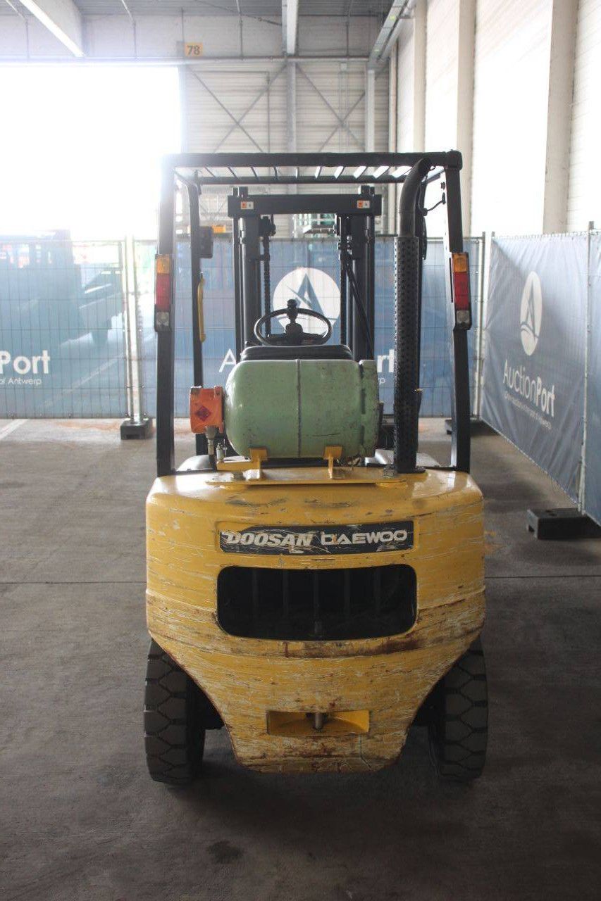 Heftruck Daewoo Doosan G25E-3 LPG 2500kg 3.3m 2006