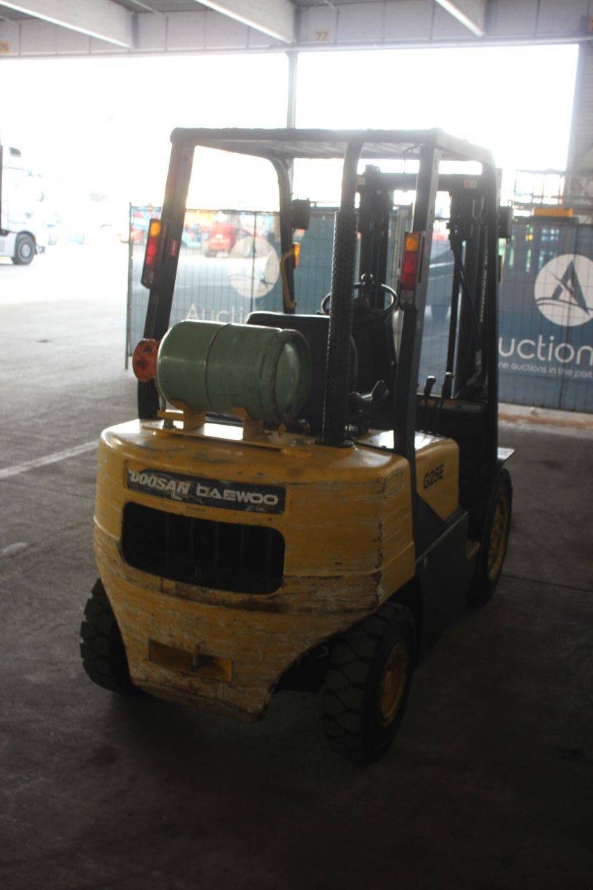 Heftruck Daewoo Doosan G25E-3 LPG 2500kg 3.3m 2006