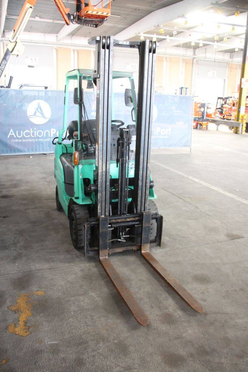 Heftruck Mitsubishi FG18NT LPG 1750kg 5.5m 2013