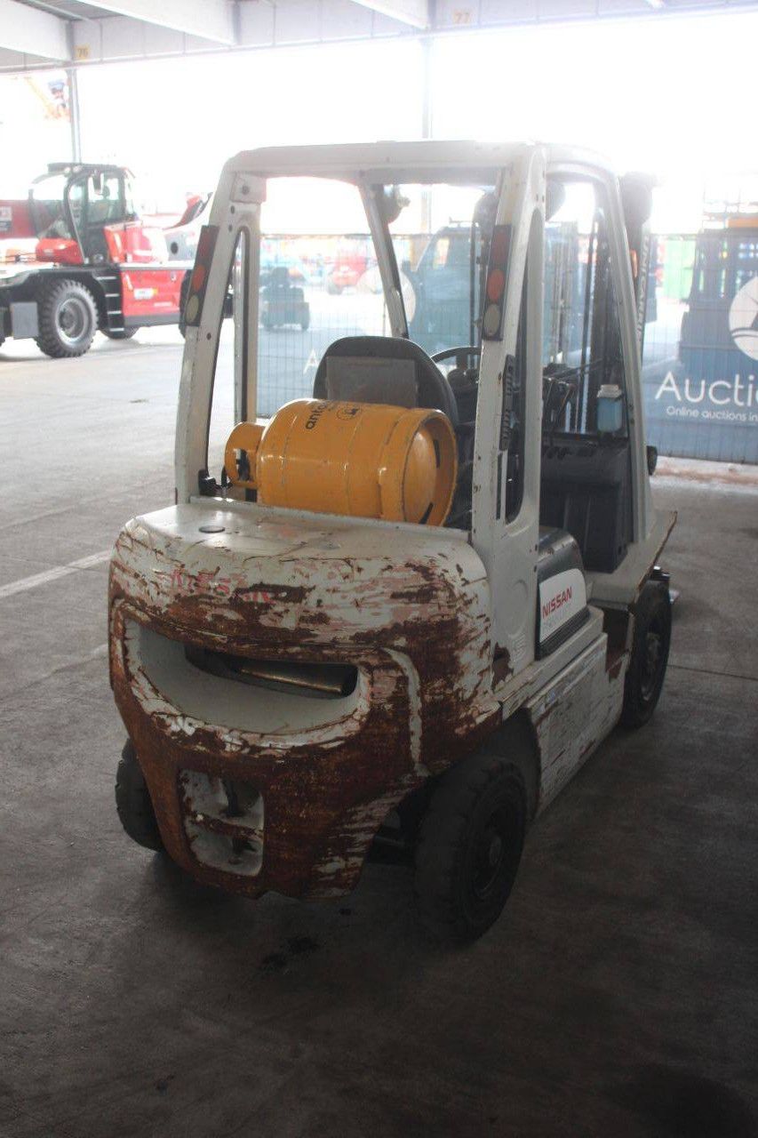 Heftruck Nissan U1D2A25LQ LPG 2500kg 4.5m 2014
