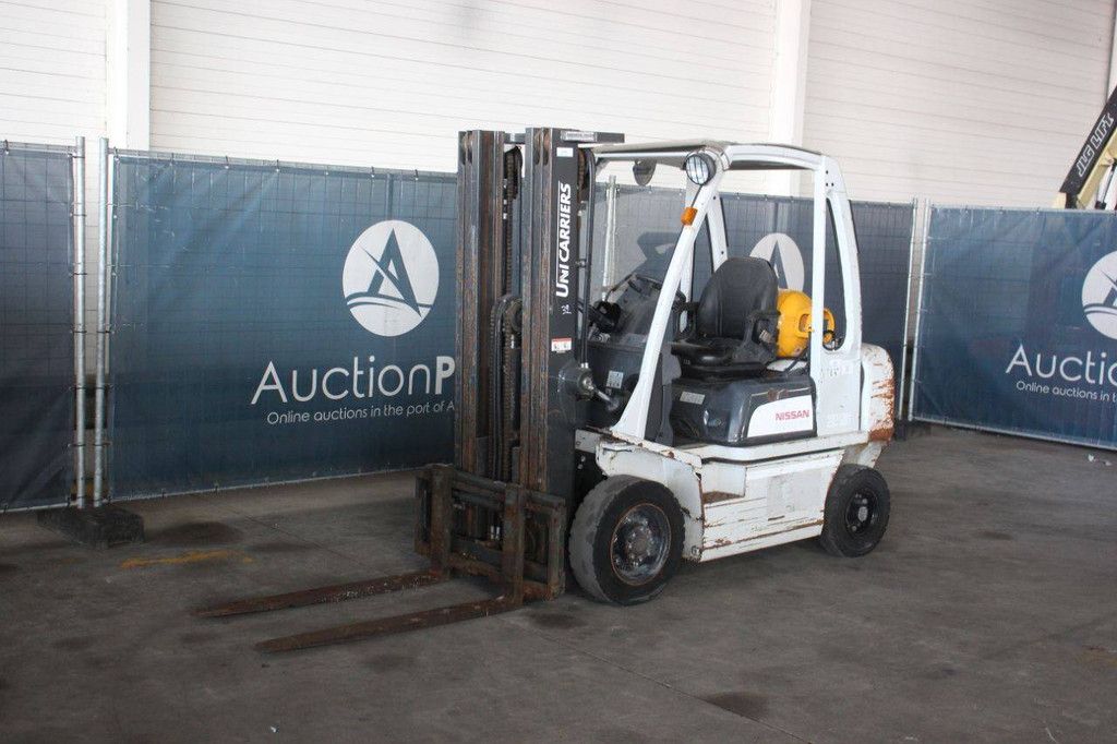 Heftruck Nissan U1D2A25LQ LPG 2500kg 4.5m 2014