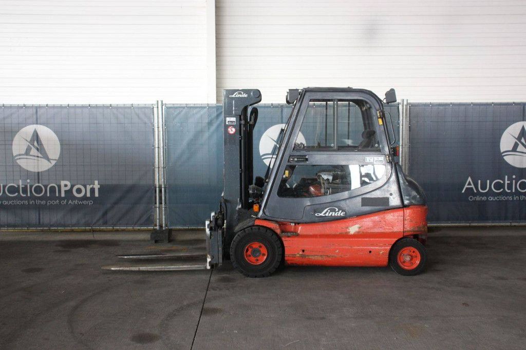 Linde E25/02 Electric Forklift 2500kg 2007