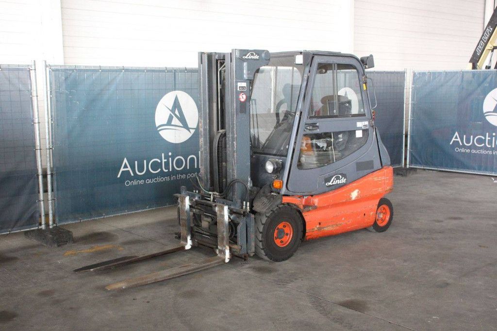 Linde E25/02 Electric Forklift 2500kg 2007