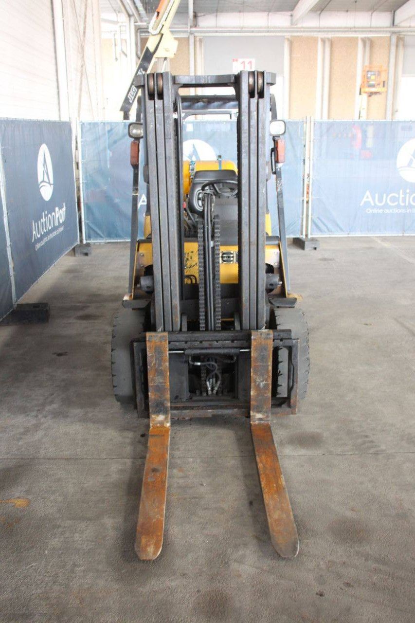 Heftruck Caterpillar GP30NT LPG 3000kg 4.7m 2008