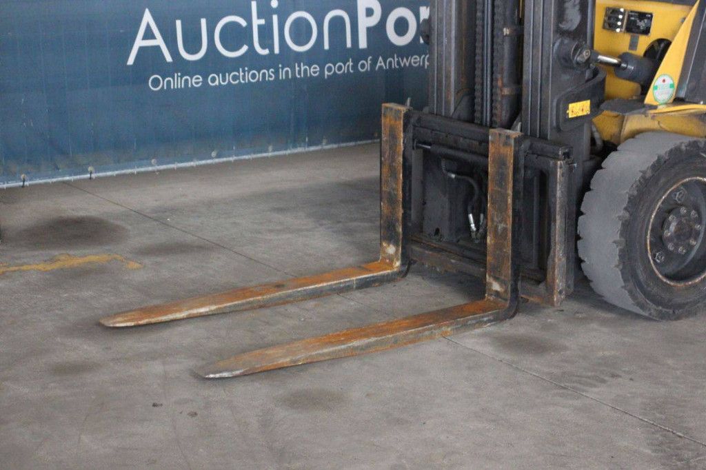 Heftruck Caterpillar GP30NT LPG 3000kg 4.7m 2008