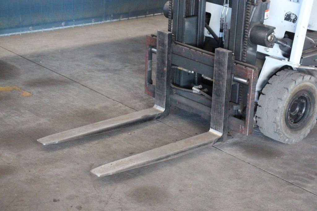 Forklift Unicarriers A1N1L15Q Electric 1500kg 3.3m 2016