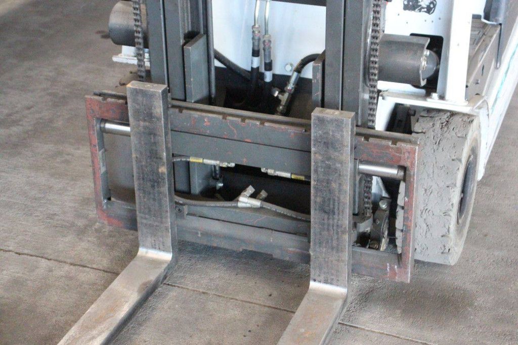 Forklift Unicarriers A1N1L15Q Electric 1500kg 3.3m 2016