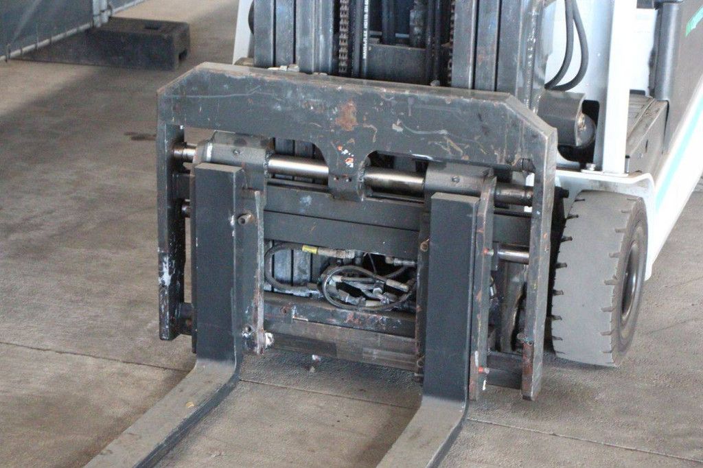 Forklift Unicarriers JAG1N1L16Q Electric 1600kg 4.75m 2015