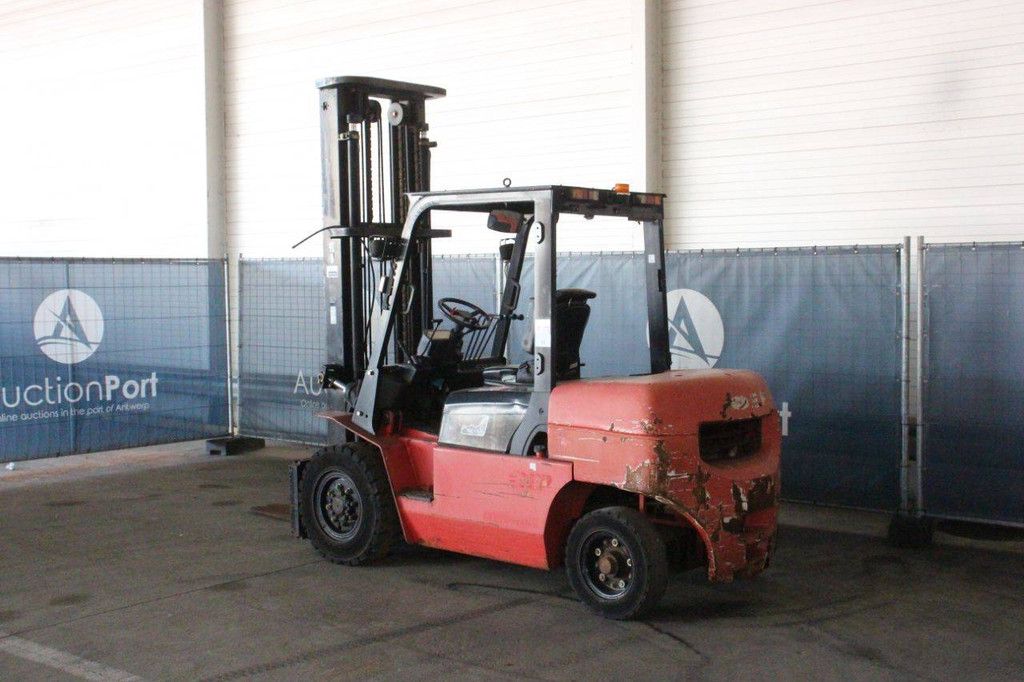 Forklift Hangcha CPCD40 Diesel 4000kg 2013